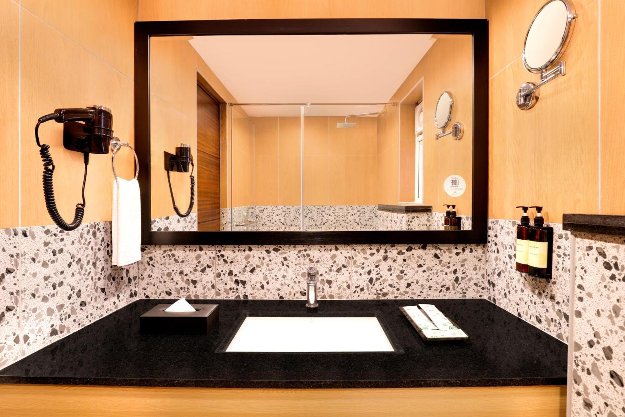 Lemon Tree Suites, Whitefield, Bengaluru Luaran gambar